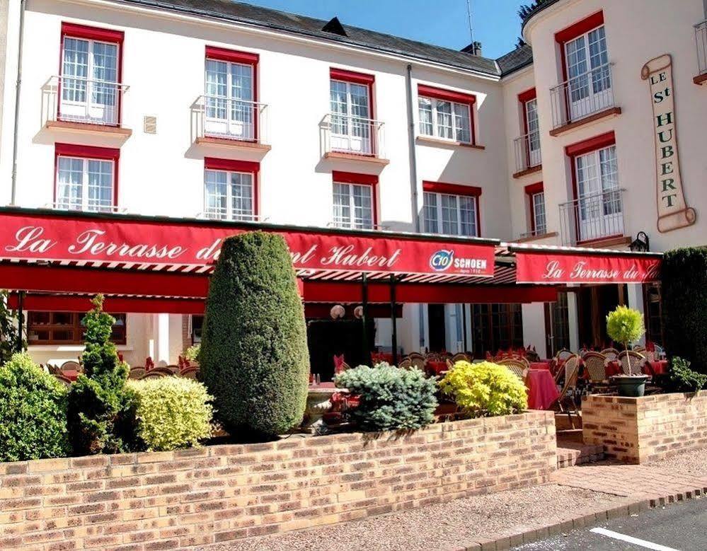 Logis Hotel Saint-Hubert Cour Cheverny Bagian luar foto